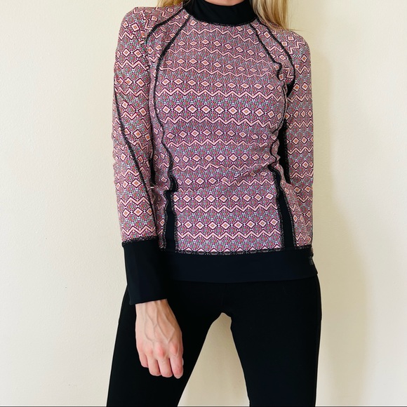 Victoria’s Secret Sport VSX neon abstract long sleeve half zip rash guard - Picture 2 of 7